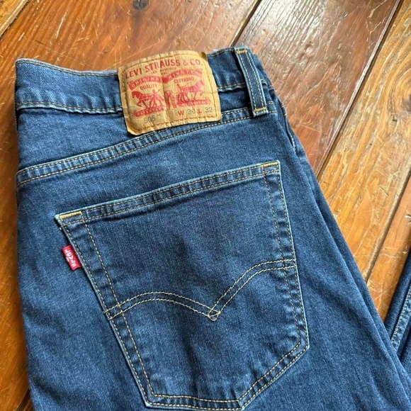 Levi 505 - Picture 2 of 6